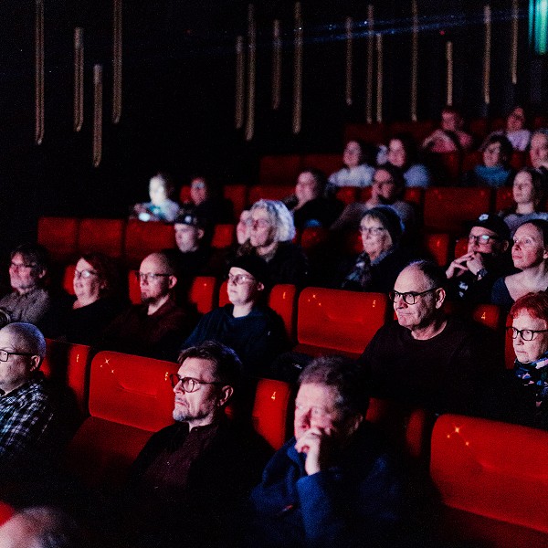 Palava maa piti yleisön otteessaan.