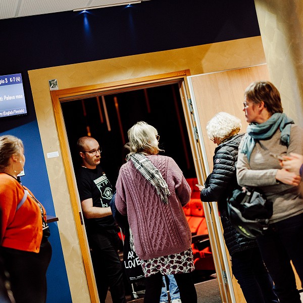 Suuntana Palava maa.