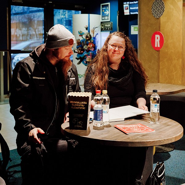 Sunnuntain Roku-hymyt bongattu!